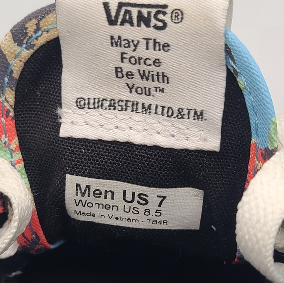 VANS AUTHENTIC STAR WARS YODA ALOHA FLORAL SKY BLUE OFF WHITE ERA Men 7/ Wm 8.5 - Picture 11 of 12